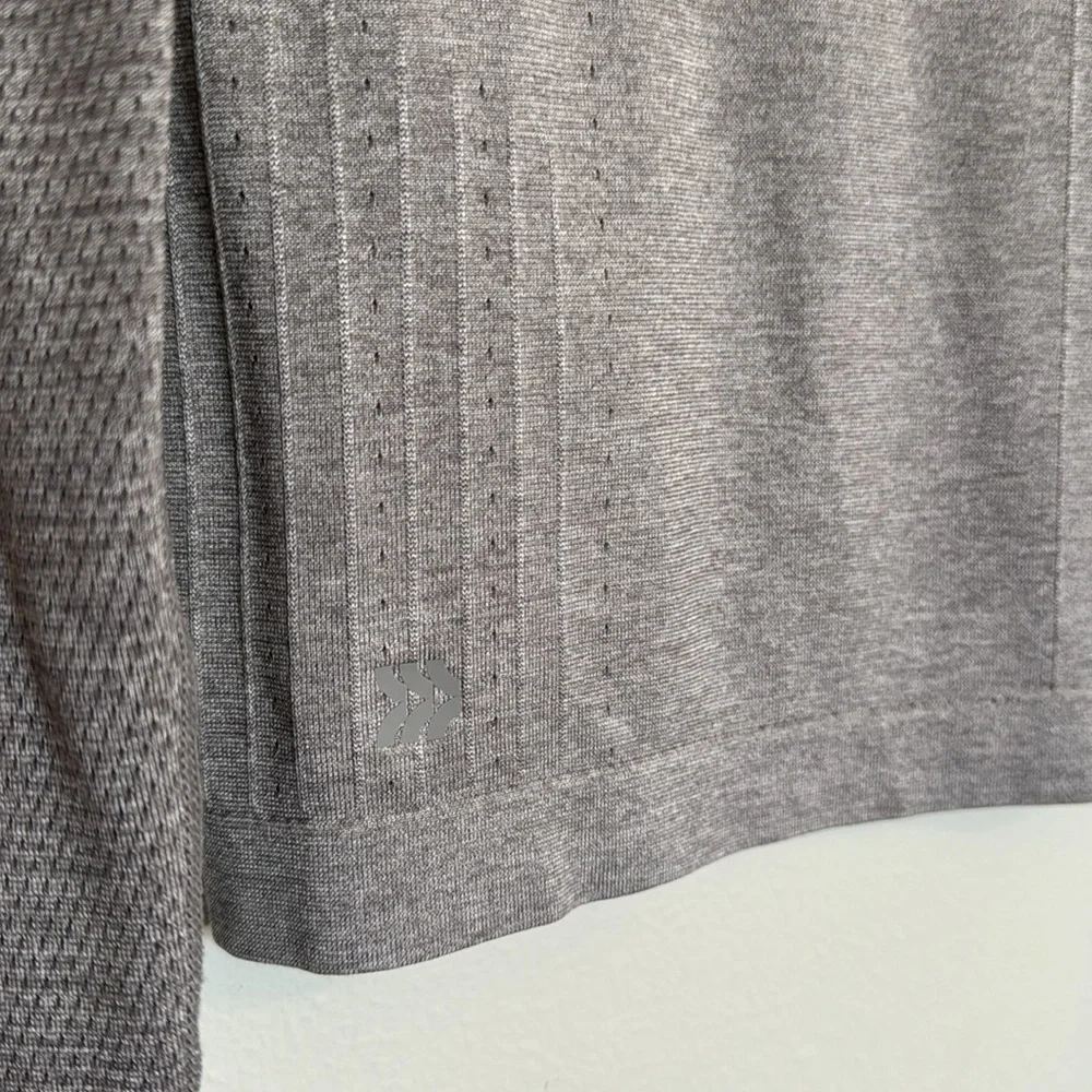 All In Motion Active Gray Long Sleeve Top - Picture 4 of 4